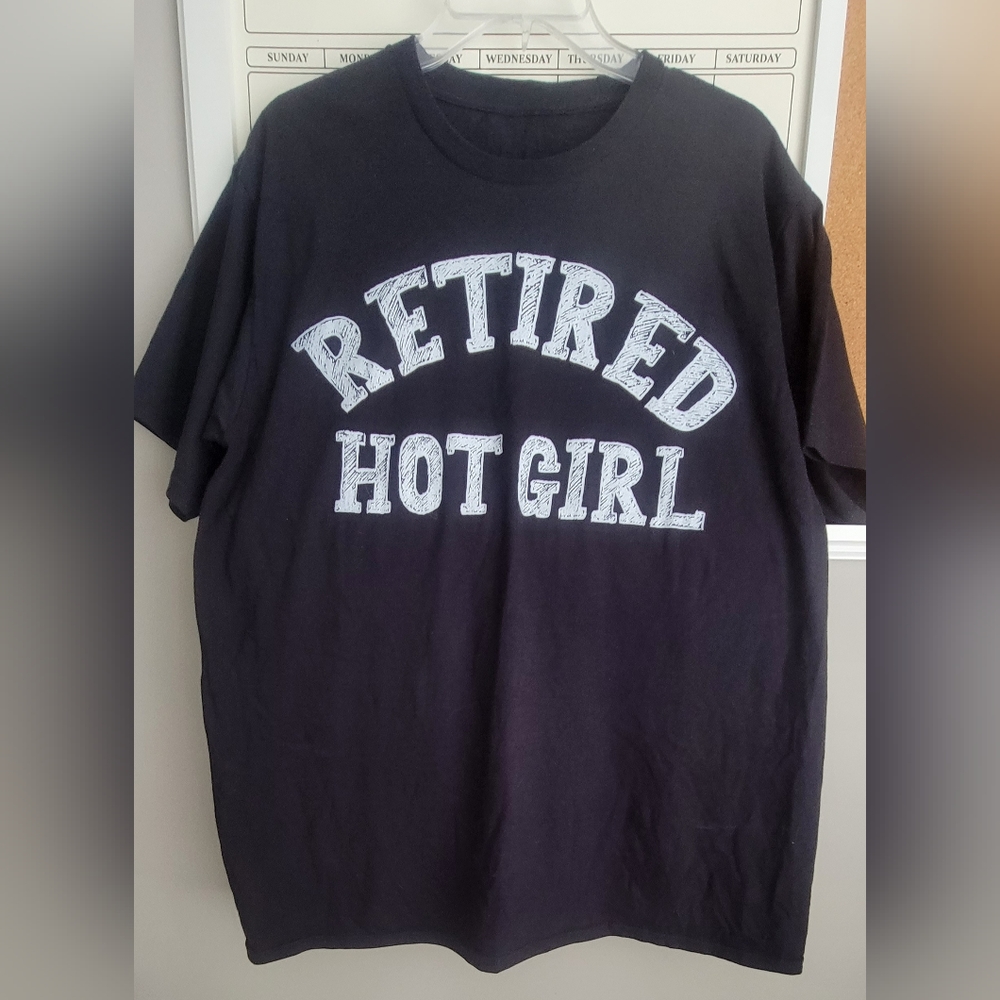 Retired Hot Girl T-Shirt Size L